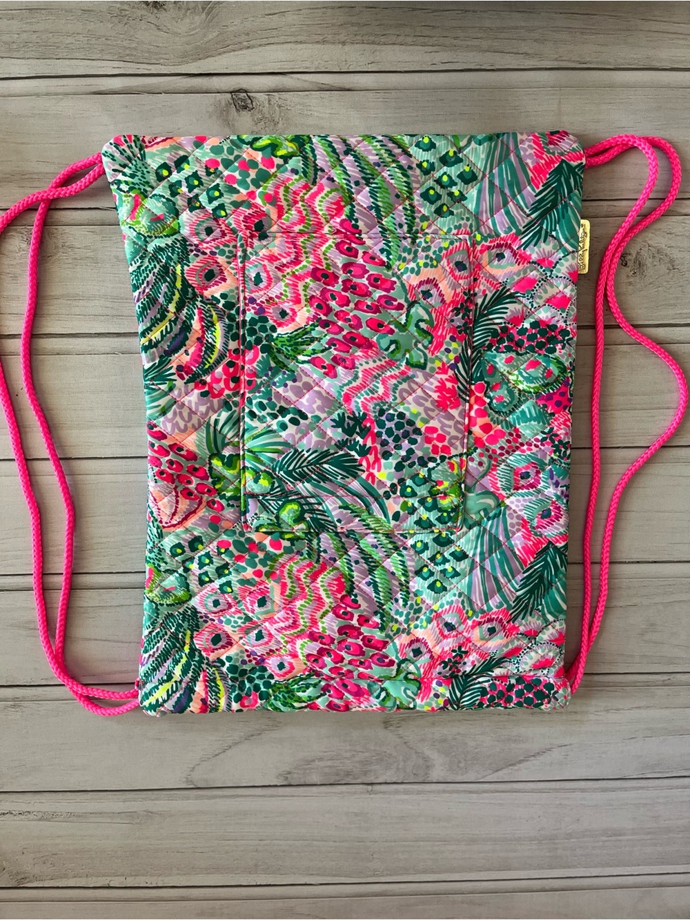 Lilly Pulitzer quilted banana split drawstring vibrant drawstring backpack bag.